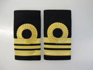 Afbeeldingen van Epaulette               1st officer