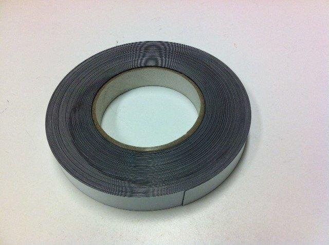 Magneetband zelfklevend 12.7mm x2.5mm 30mtr