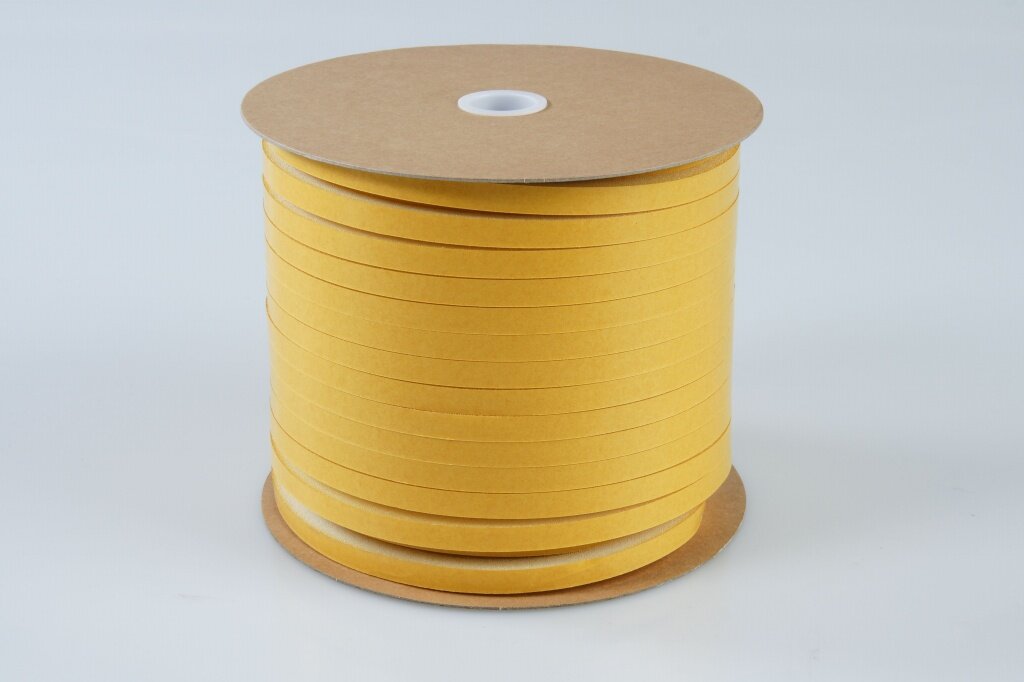 Tochtband pu-schuim 20x20mm 25m