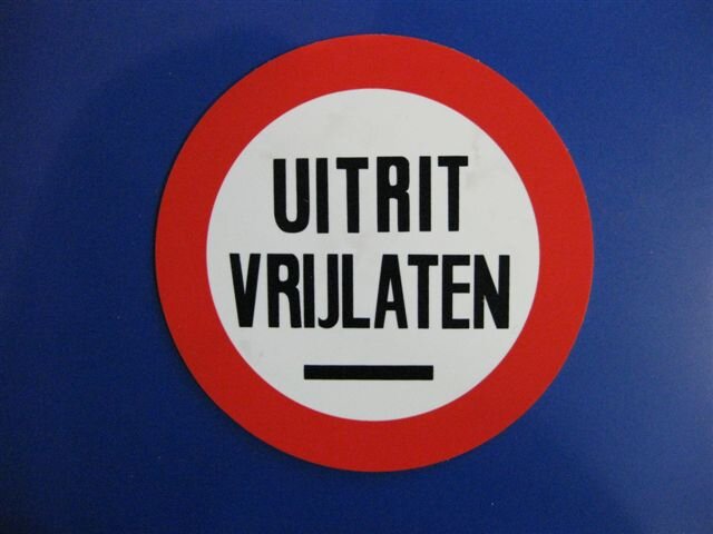 Bord pvc uitrit vrijlaten     235mm