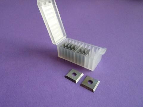 Hmb wegwerpmesje 12x12x1.5(10)