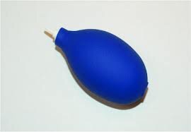 Blaaspompje tbv otoplastiek