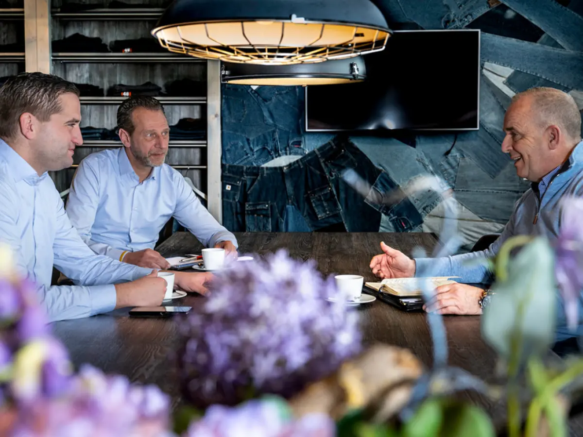 Hoe werkt het meedenk concept van Breur?